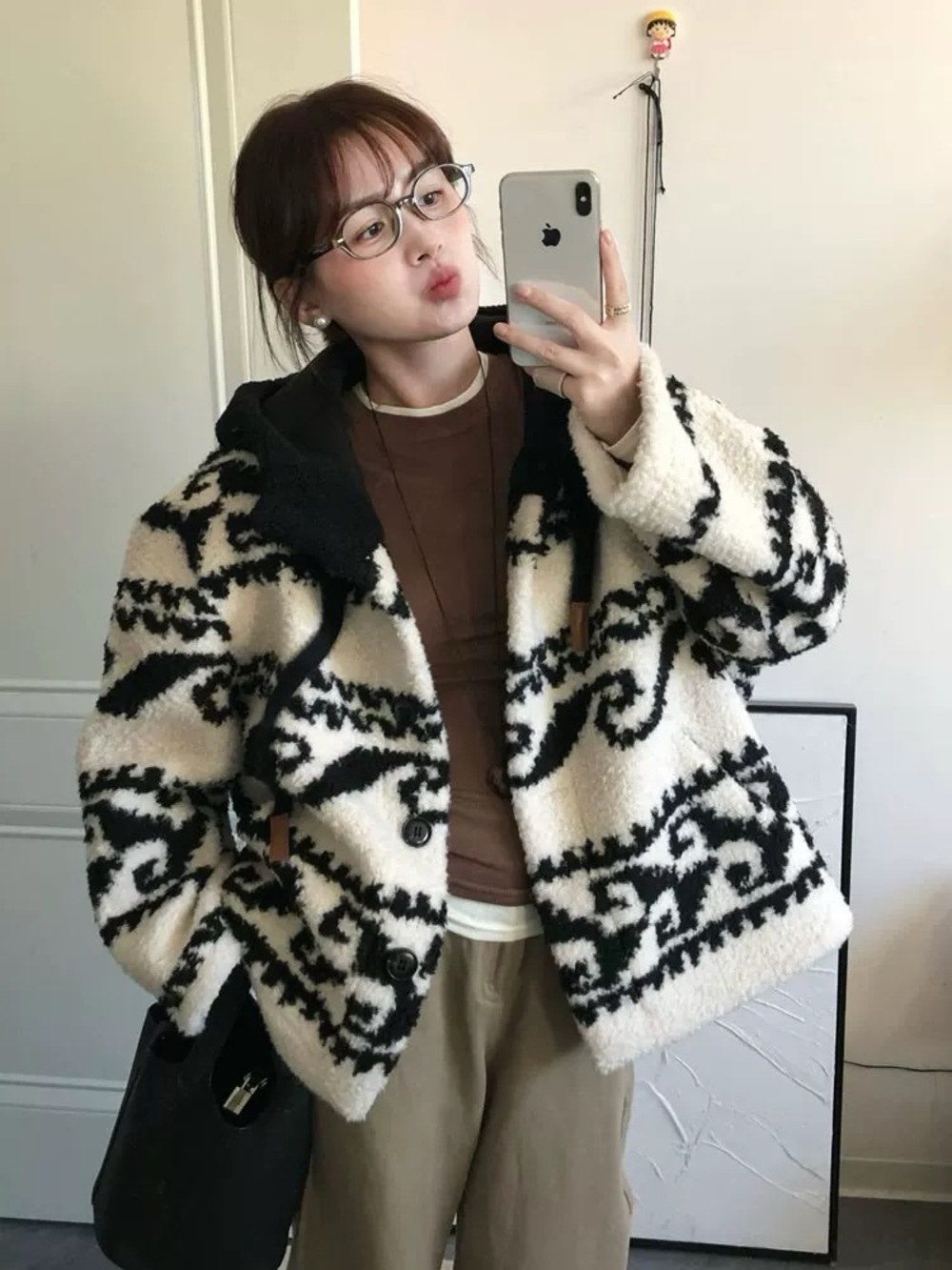 Women’s Black & White Fleece Hooded Coat - Cozy Patterned Jacket